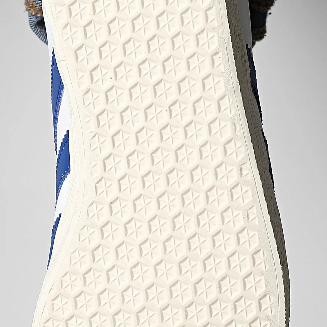 AD™ Gazelle