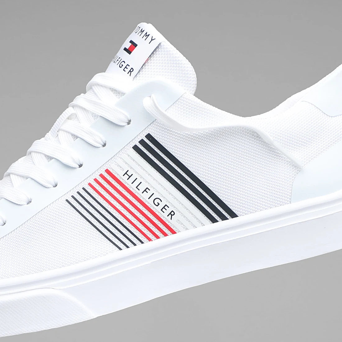 Tommy Hilfiger Baskets Lightweight Stripes Knit 2836 Blanc