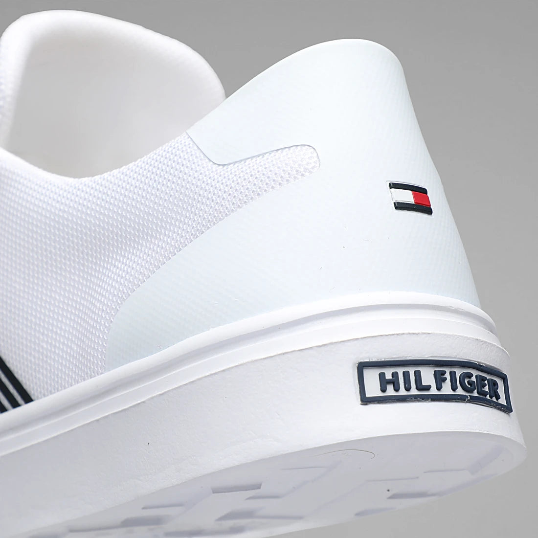 Tommy Hilfiger Baskets Lightweight Stripes Knit 2836 Blanc
